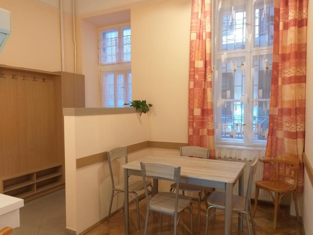 Tempo Courtyard Apartman Budapest Exterior foto