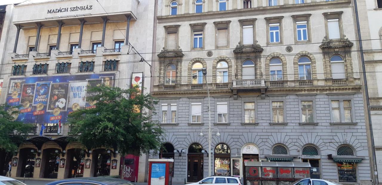 Tempo Courtyard Apartman Budapest Exterior foto